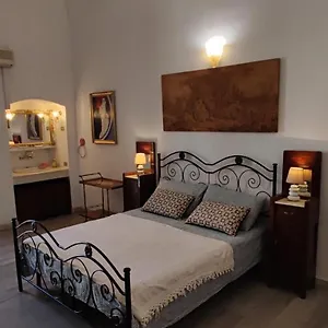 Very Apartment, By Shops, Bars, Restaurants Bari