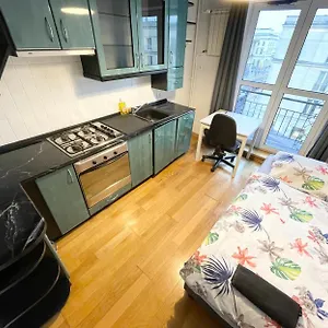 https://fantastic-w8-room-d.warsawhotelspoland.com